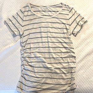 Market & Spruce Elaine Maternity Straight Hem Pocket Tee Size L